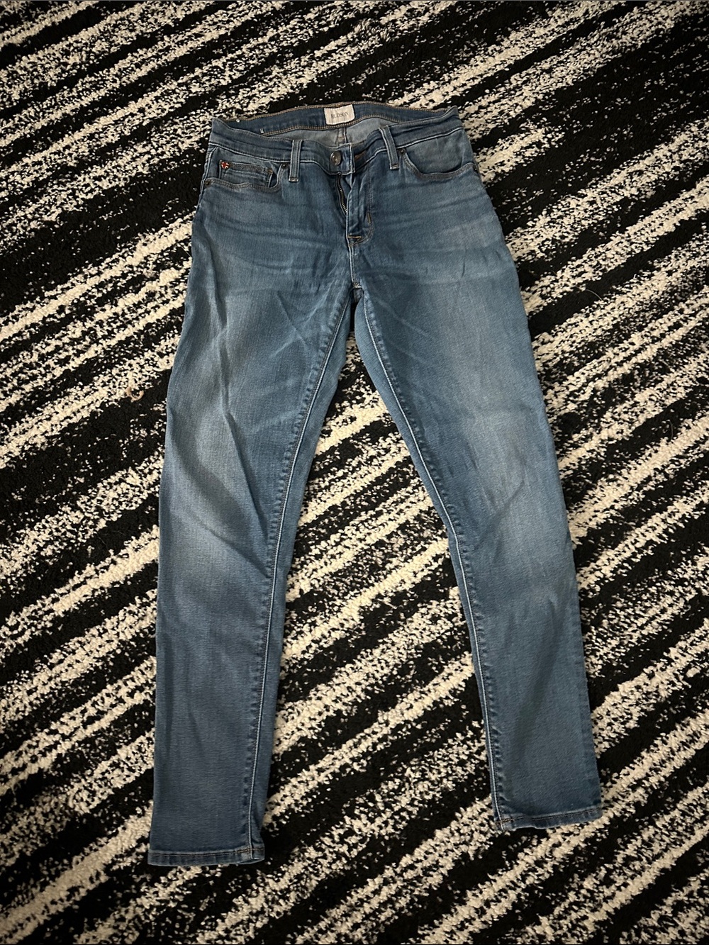 Hudson Jeans Skinny in Light-Medium Blue Wash